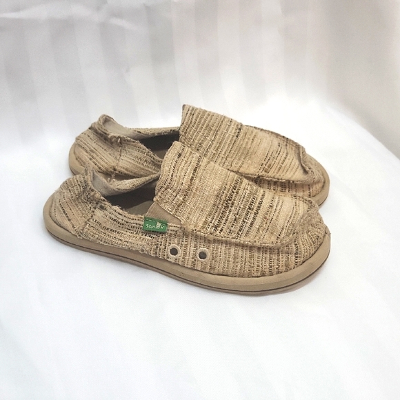 Tan Sanuk Slip On Shoes - Picture 1 of 9